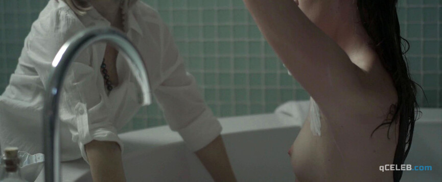 2. Sarah Hagan nude – Sun Choke (2015)