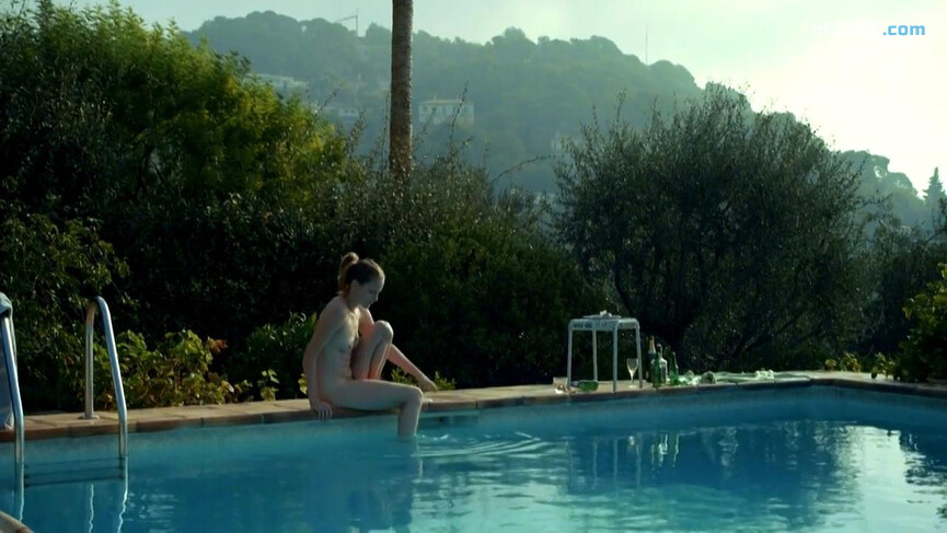 1. Anne Ratte-Polle nude – Everyday Objects (2013)