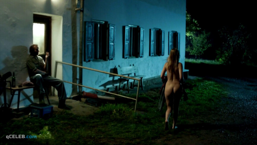 3. Lisa Maria Potthoff nude – Dampfnudelblues (2013)
