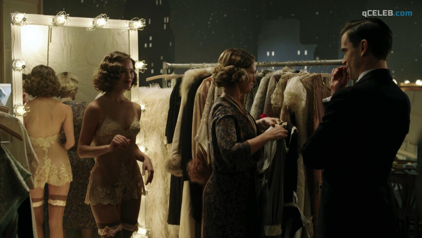 3. Bailey Noble sexy – The Last Tycoon s01e01 (2016)