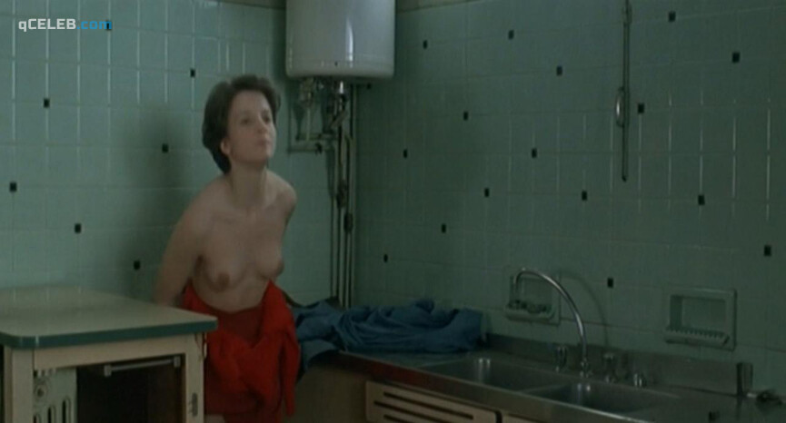 2. Juliette Binoche nude – Rendez-vous (1985)