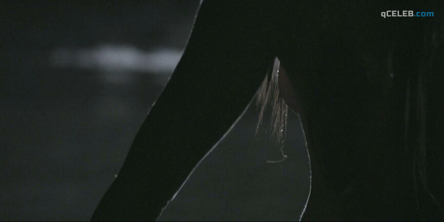 2. Victoria Johnstone nude – Lake Eerie (2016)
