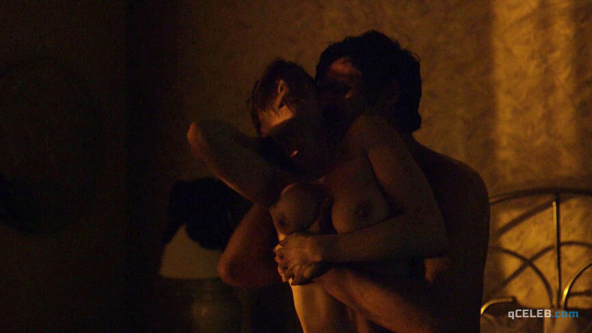 1. Carolina Acevedo nude – Narcos s02e03 (2016)
