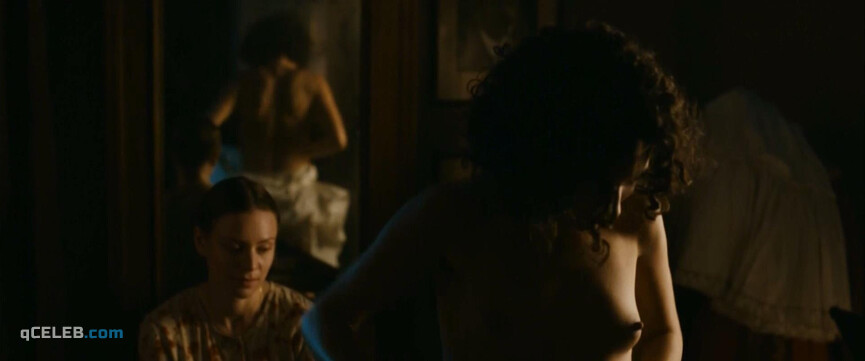 2. Magdalena Boczarska nude, Julia Pogrebinska nude – In Hiding (2013)