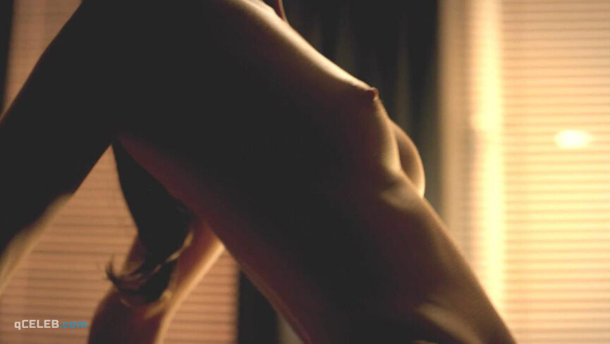 1. Jasmin Lord nude – Blutsschwestern - Jung, magisch, tödlich (2013)