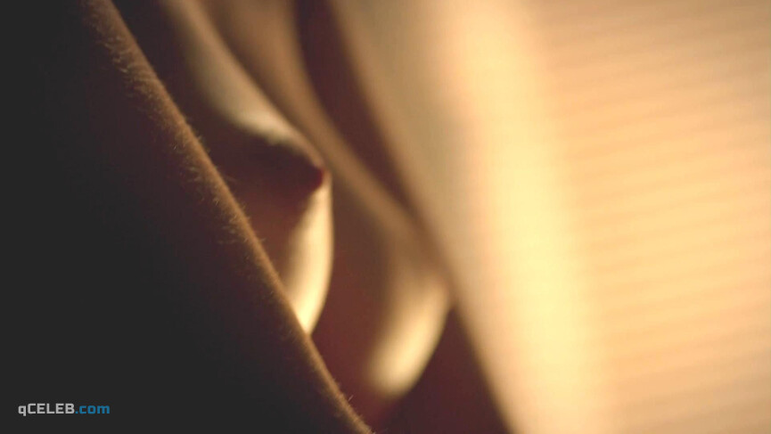 3. Jasmin Lord nude – Blutsschwestern - Jung, magisch, tödlich (2013)