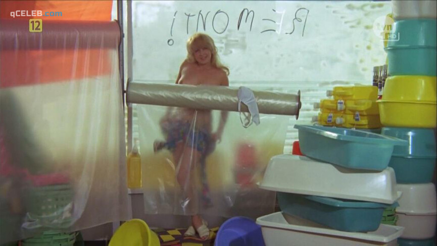 1. Halina Kowalska nude – I Hate Mondays (1971)