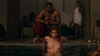 Nastassja Kinski nude – Harem (1985)