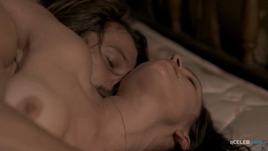 1. Jodi Balfour nude – Quarry s01e05 (2016)