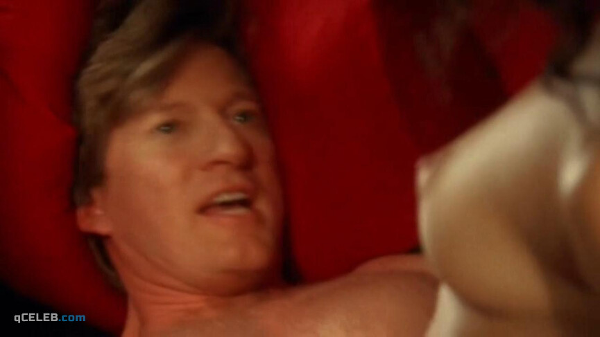 3. Diana Glenn nude, Samantha Tolj nude – Killing Time s01e01-03 (2011)