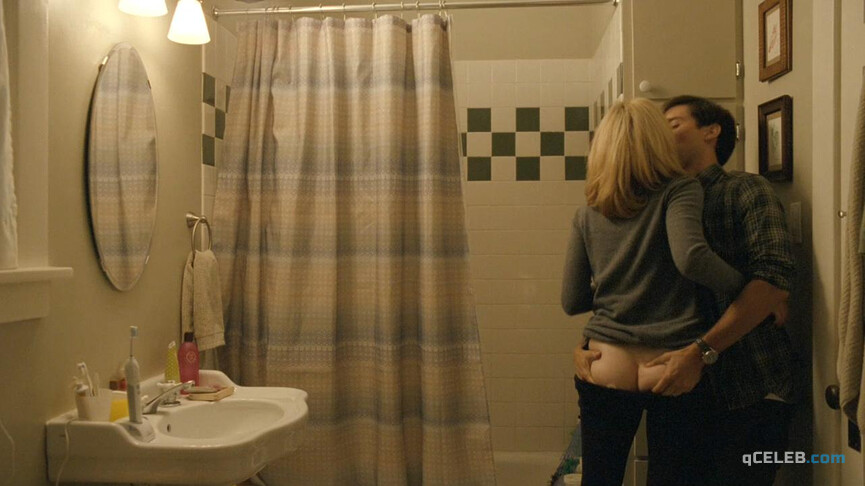 1. Elizabeth Banks nude – The Details (2011)