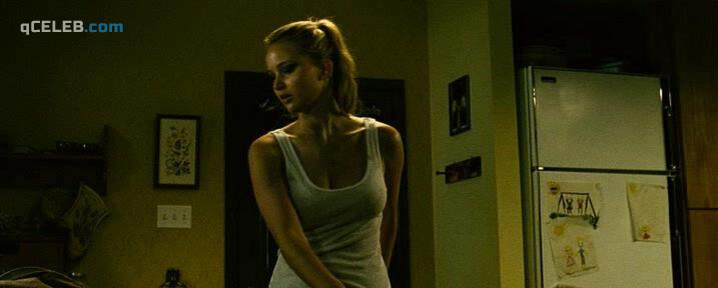1. Jennifer Lawrence sexy – House at the End of the Street (2012)