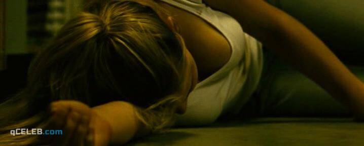 3. Jennifer Lawrence sexy – House at the End of the Street (2012)
