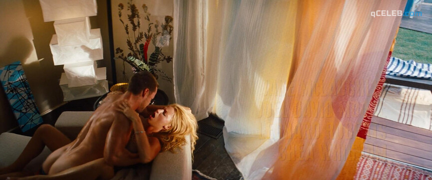 1. Blake Lively sexy – Savages (2012)