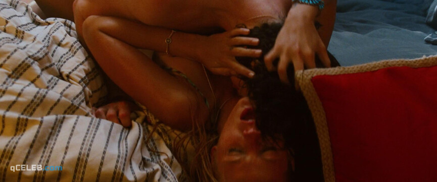 3. Blake Lively sexy – Savages (2012)