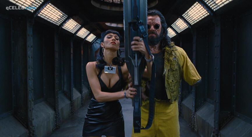 3. Nicole Scherzinger sexy – Men in Black 3 (2012)