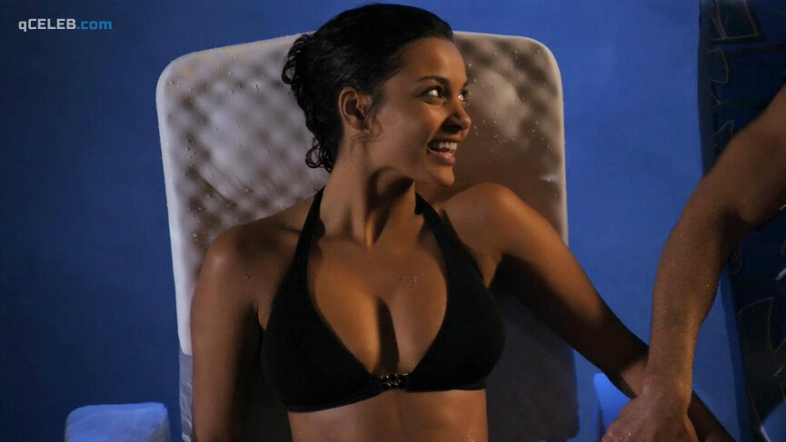 3. Jessica Lucas sexy – Melrose Place s01 (2009)