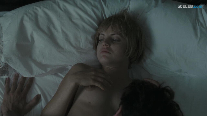 1. Mena Suvari nude – Garden of Eden (2008)