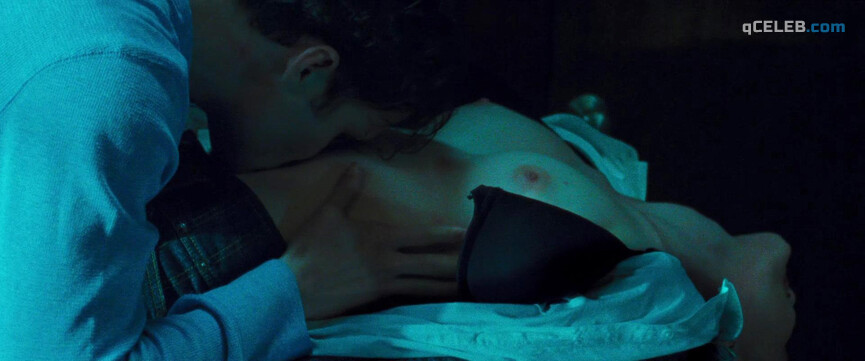 1. Madeline Zima nude – The Collector (2009)
