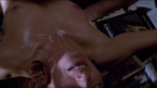 Rene Russo nude – The Thomas Crown Affair (1999)