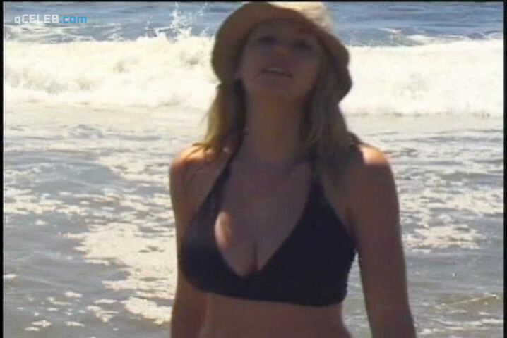 2. Diora Baird sexy – Brain Blockers (2007)