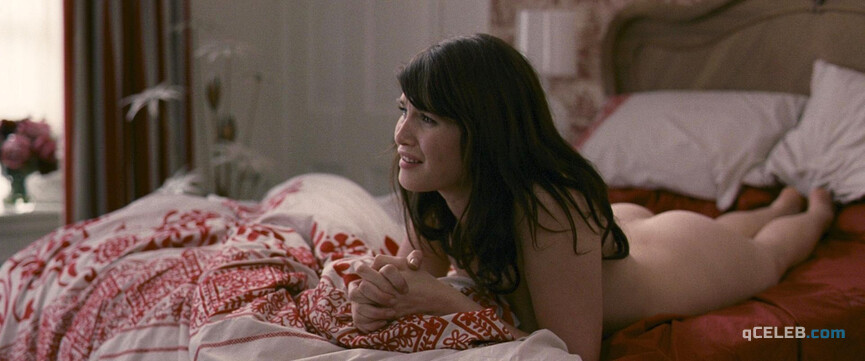 3. Gemma Arterton nude – Tamara Drewe (2010)