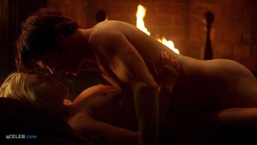 2. Anna Paquin nude – True Blood s01 (2008)