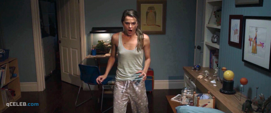 3. Keri Russell sexy – Dark Skies (2013)