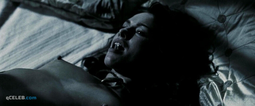 1. Lena Headey nude – 300 (2006)