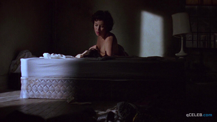 2. Jennifer Tilly nude, Gina Gershon nude – Bound (1996)