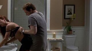 Rhona Mitra nude – The Life of David Gale (2003)