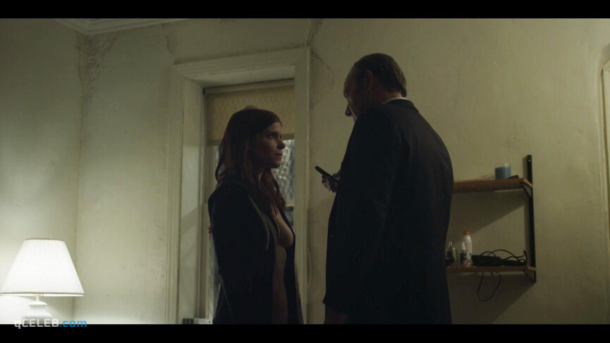 1. Kate Mara nude – House of Cards s01 (2013)