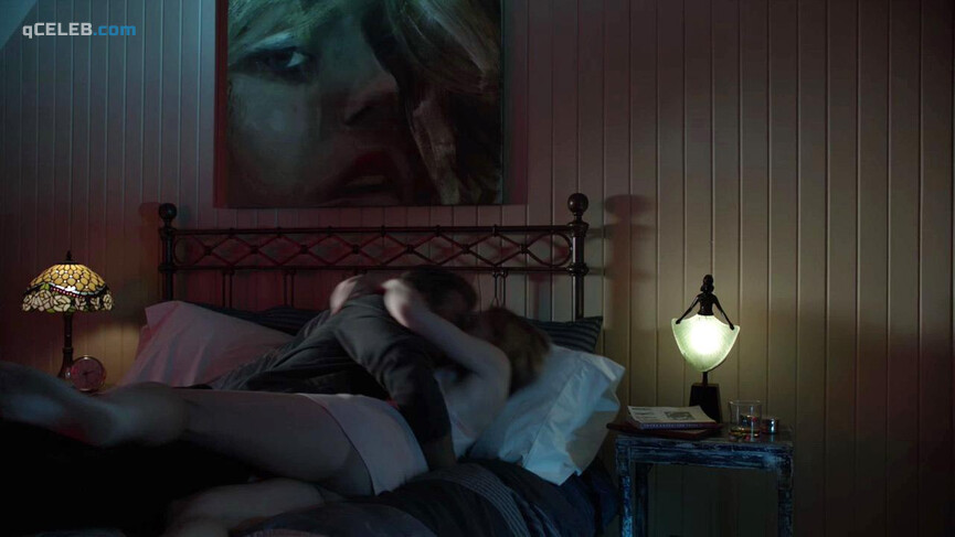3. Melissa George sexy – Bag of Bones (2011)