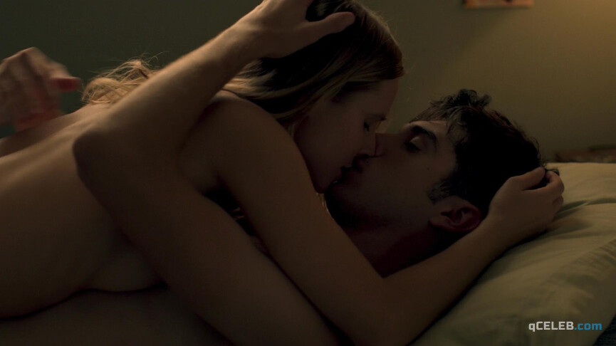 1. Kristen Bell nude – The Lifeguard (2013)