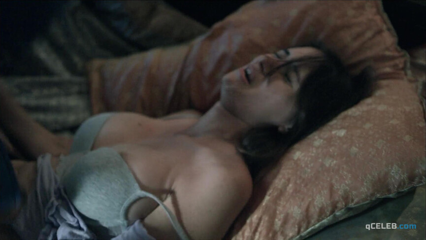 3. Sara Malakul Lane nude – 12.12.12 (2012)
