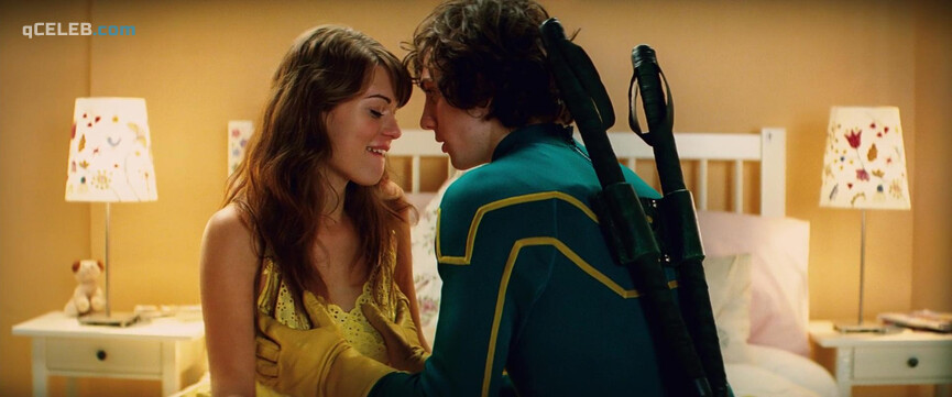 3. Lyndsy Fonseca sexy – Kick-Ass (2010)