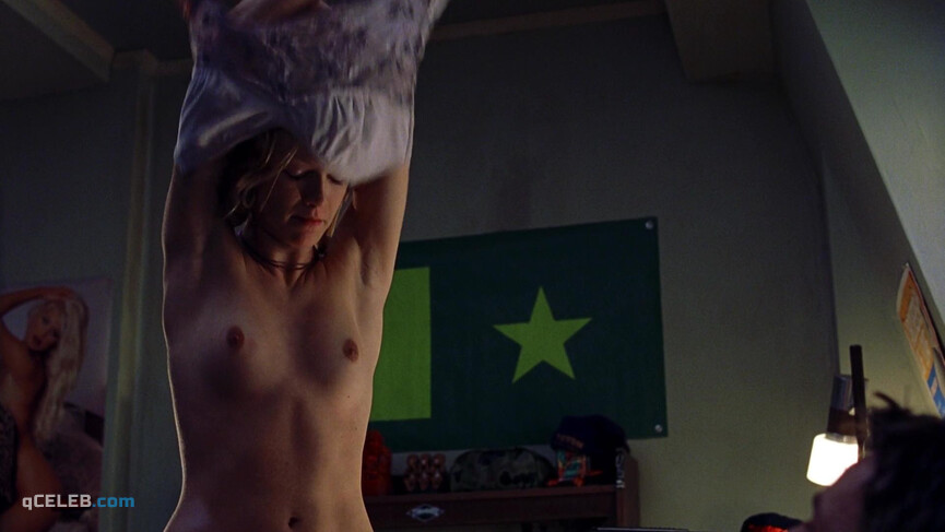 2. Amy Smart nude – Road Trip (2000)