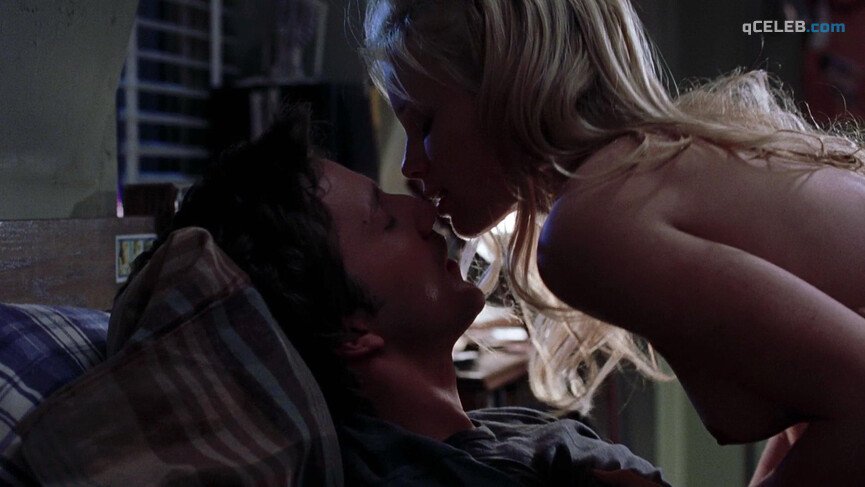 3. Amy Smart nude – Road Trip (2000)