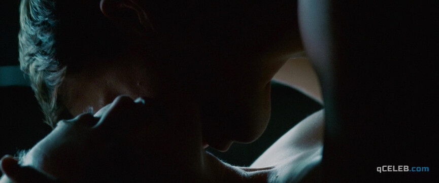 2. Amanda Seyfried sexy – Dear John (2010)