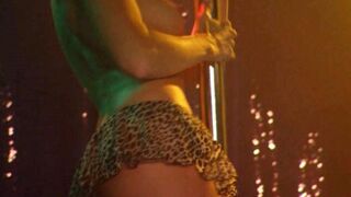 Willa Ford nude – The Anna Nicole Smith Story (2007)