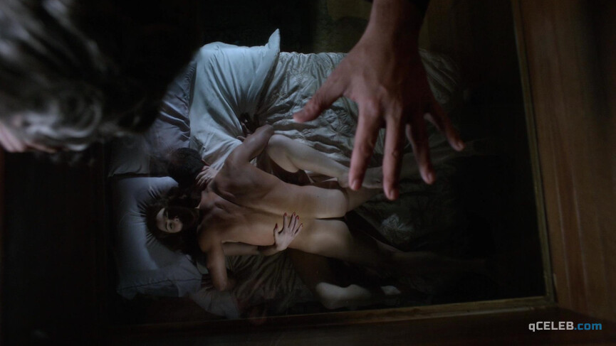 2. Jessica Marais nude – Magic City s02e05 (2013)