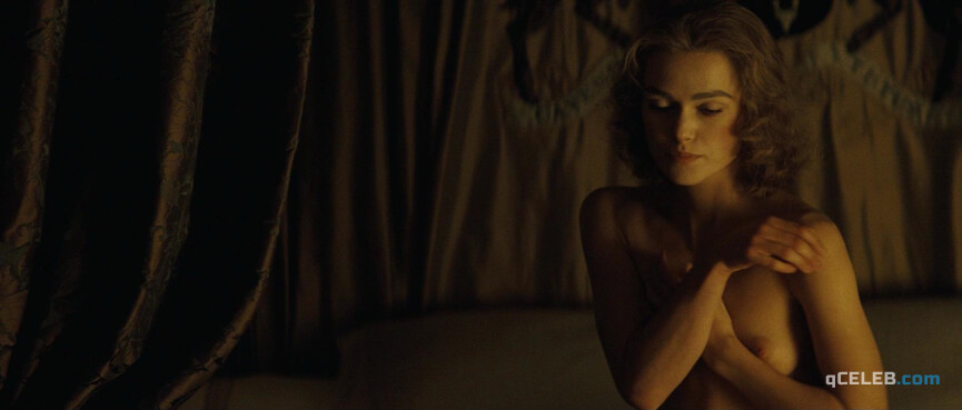 1. Keira Knightley nude, Hayley Atwell sexy – The Duchess (2008)