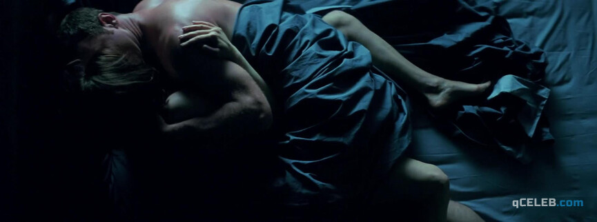 2. Jeanne Tripplehorn nude – A Perfect Man (2013)