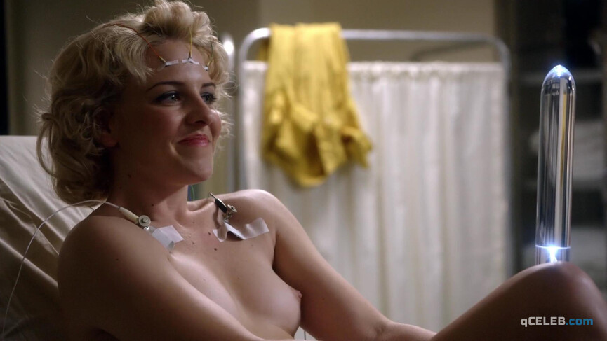 2. Lizzy Caplan nude, Helene Yorke nude – Masters of Sex s01e06 (2013)