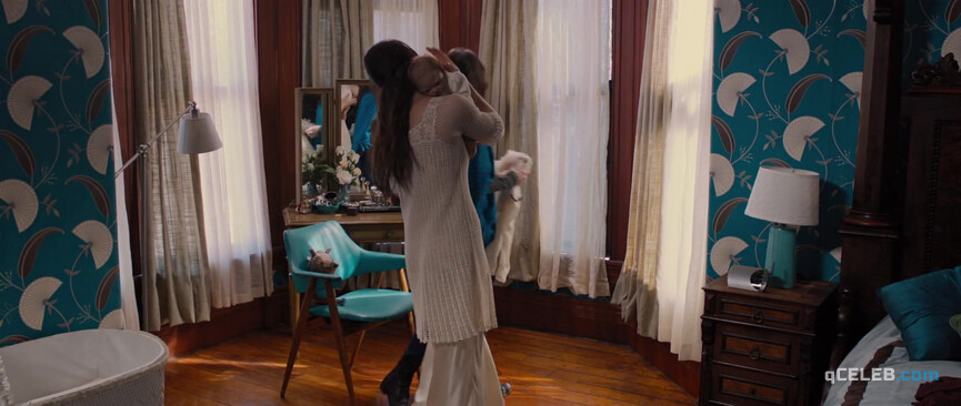 27. Jessica Biel sexy, Kaya Scodelario sexy – The Truth About Emanuel (2013)
