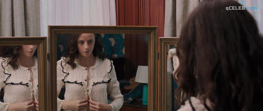 48. Jessica Biel sexy, Kaya Scodelario sexy – The Truth About Emanuel (2013)