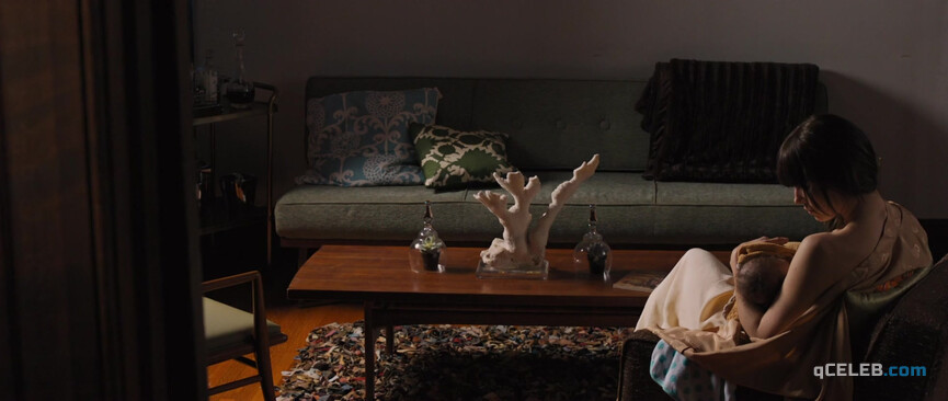 5. Jessica Biel sexy, Kaya Scodelario sexy – The Truth About Emanuel (2013)
