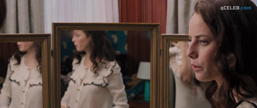 53. Jessica Biel sexy, Kaya Scodelario sexy – The Truth About Emanuel (2013)