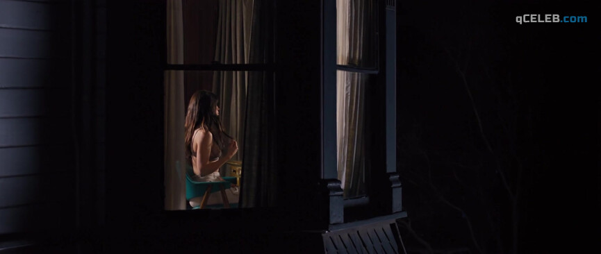 67. Jessica Biel sexy, Kaya Scodelario sexy – The Truth About Emanuel (2013)