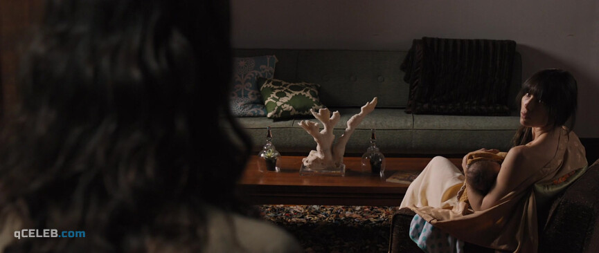 7. Jessica Biel sexy, Kaya Scodelario sexy – The Truth About Emanuel (2013)